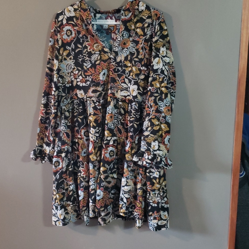 Emma & Michele Baby Doll Dress size M